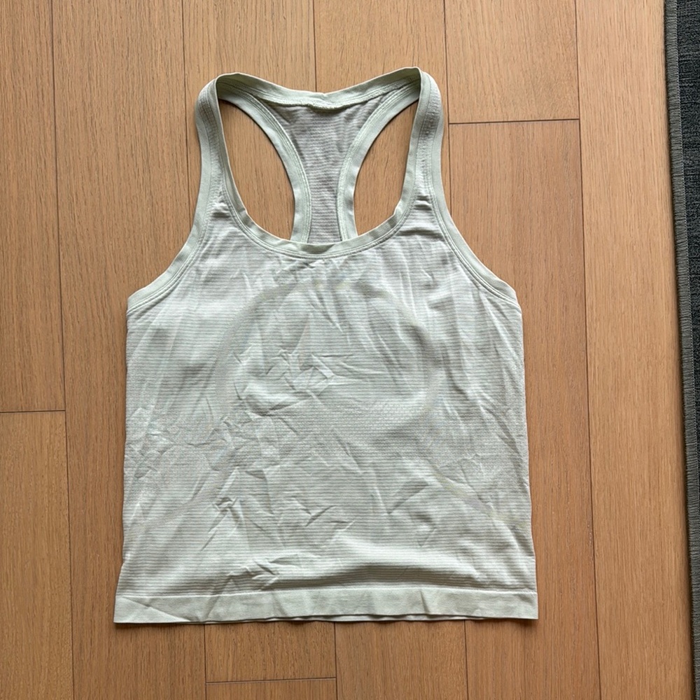 Lululemon Athletica Green Sleeveless Fitted Cut Out Tank Top